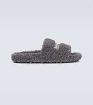 Balenci fur slides